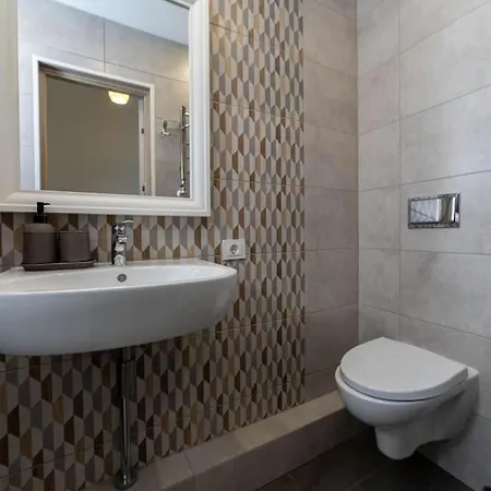 Modern View Apartment